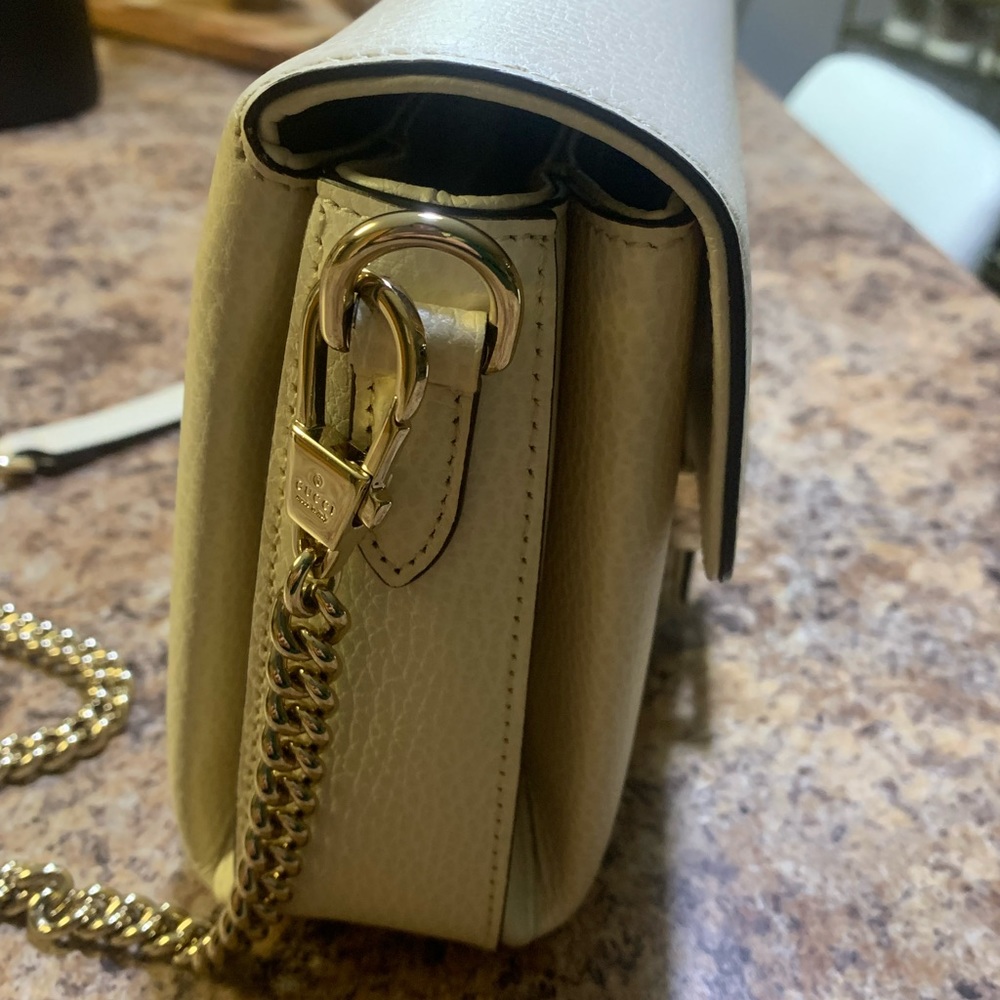 Pristine Condition Gucci Interlocking G White Cro… - image 3